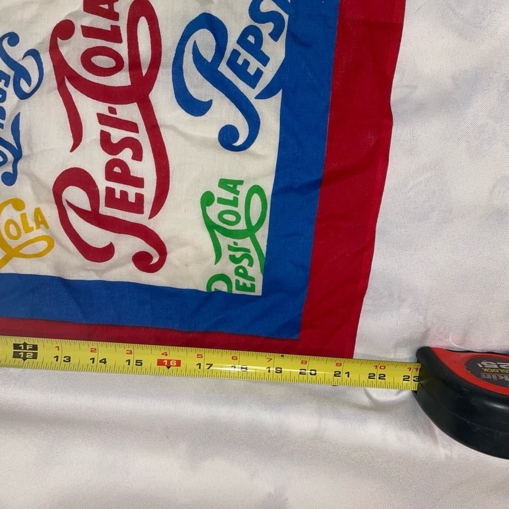 🥤Vintage Pepsi bandanna, scarf, handkerchief - Picture 9 of 9